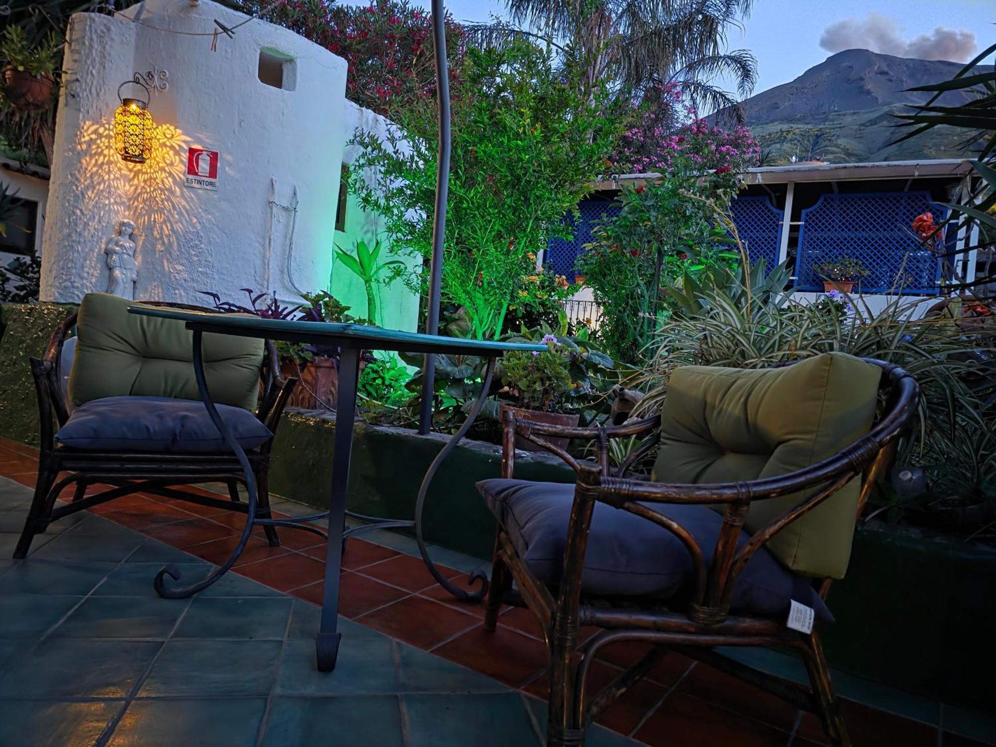 Aquilone Residence Estrómboli Exterior foto